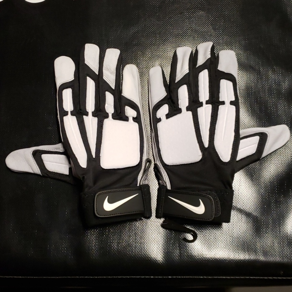 NWOT NIKE PROMO D-TACK IV LEATHER LINEMAN GLOVES